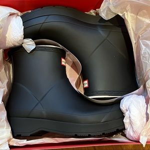 HUNTER ORIGINAL PLAY CHELSEA BOOTS SZ 12 (BLACK) NIB